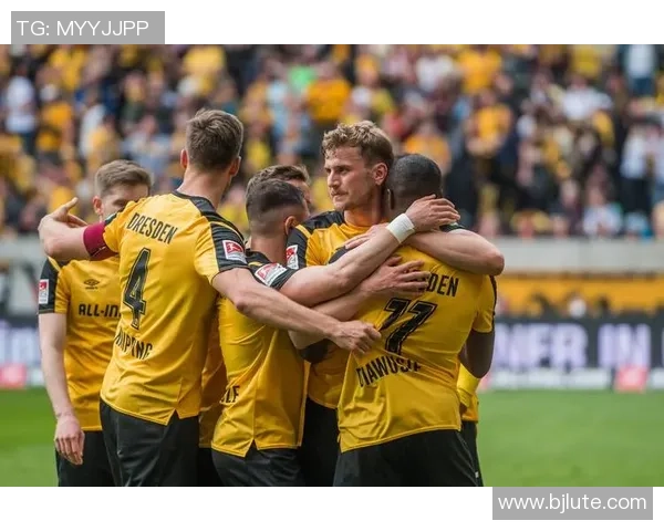 沃特福德与特兰米尔的比赛因天气原因推迟至另行通知